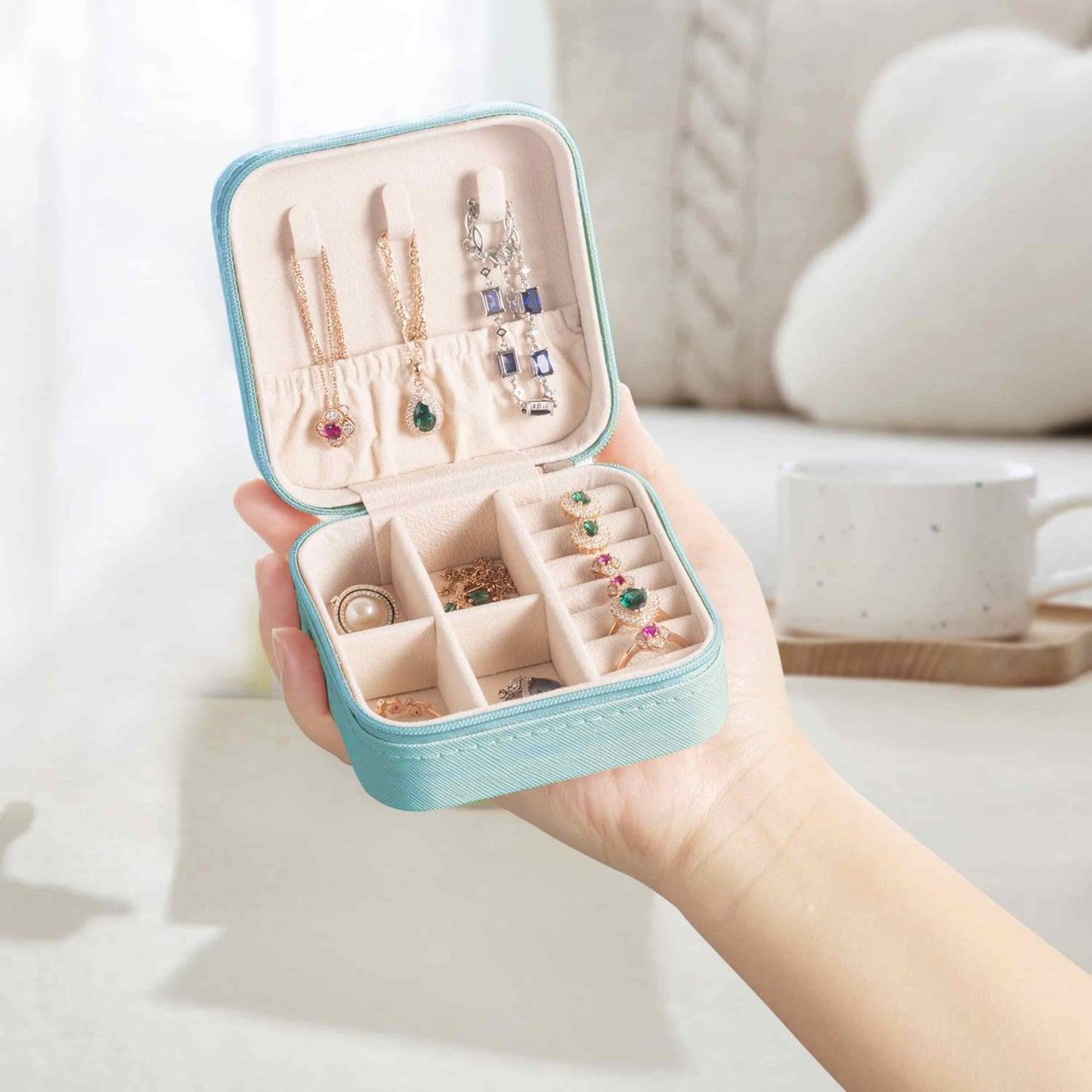 Personalized PU Leather Jewelry Box for Gift Storage Box Organiser Case with Rings Earrings Slots