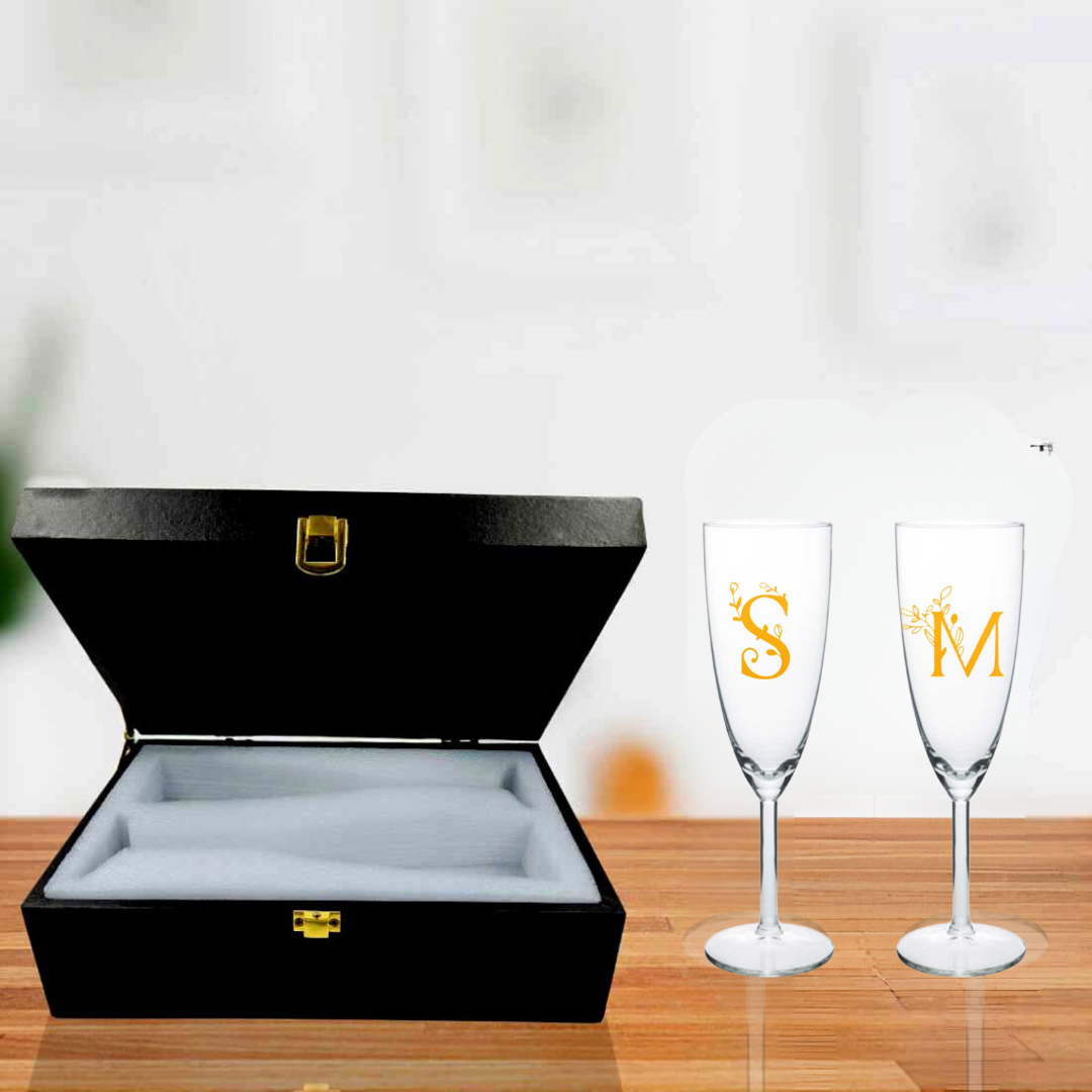 Custom Champagne Flute Glass Personalized Mimosa glasses - Monogram Initial