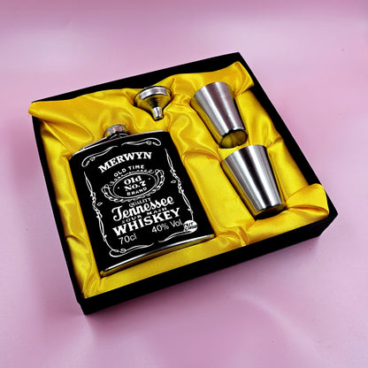 Nutcase Personalized Whiskey Flask with 2 Shot Glasses - Alcohol Flask Premium Gifts Set