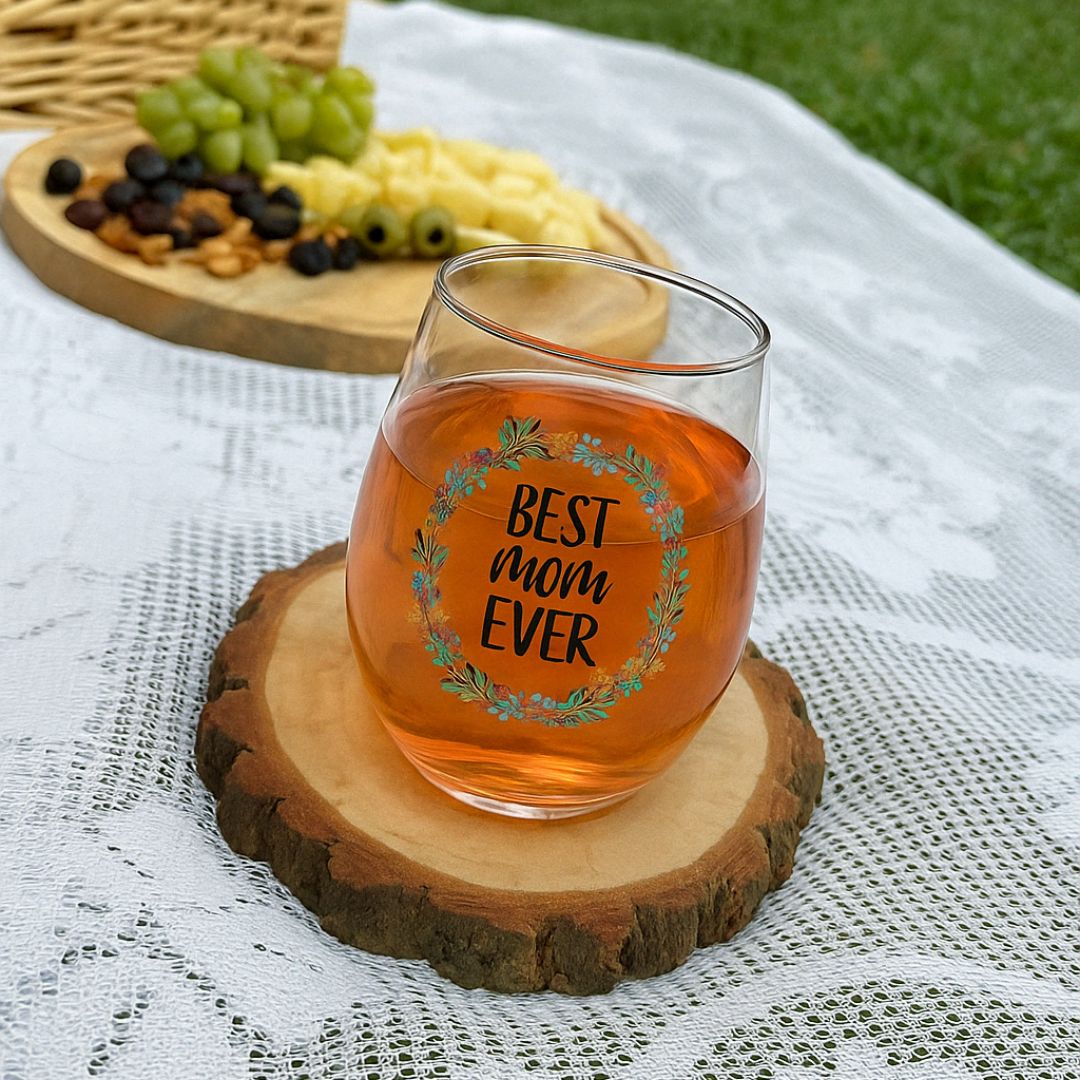 Wine Glass Set with Cheese Board for Mom – Perfect Mother’s Day Gift