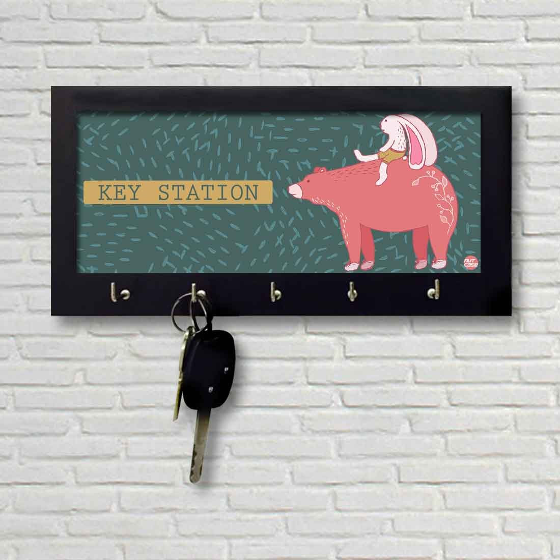 Wooden Modern Key Holder for Wall Keys Hanger - Hangout