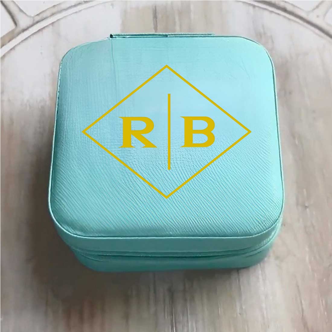 Personalized PU Leather Portable Travel Jewellery Case Storage Box Organiser