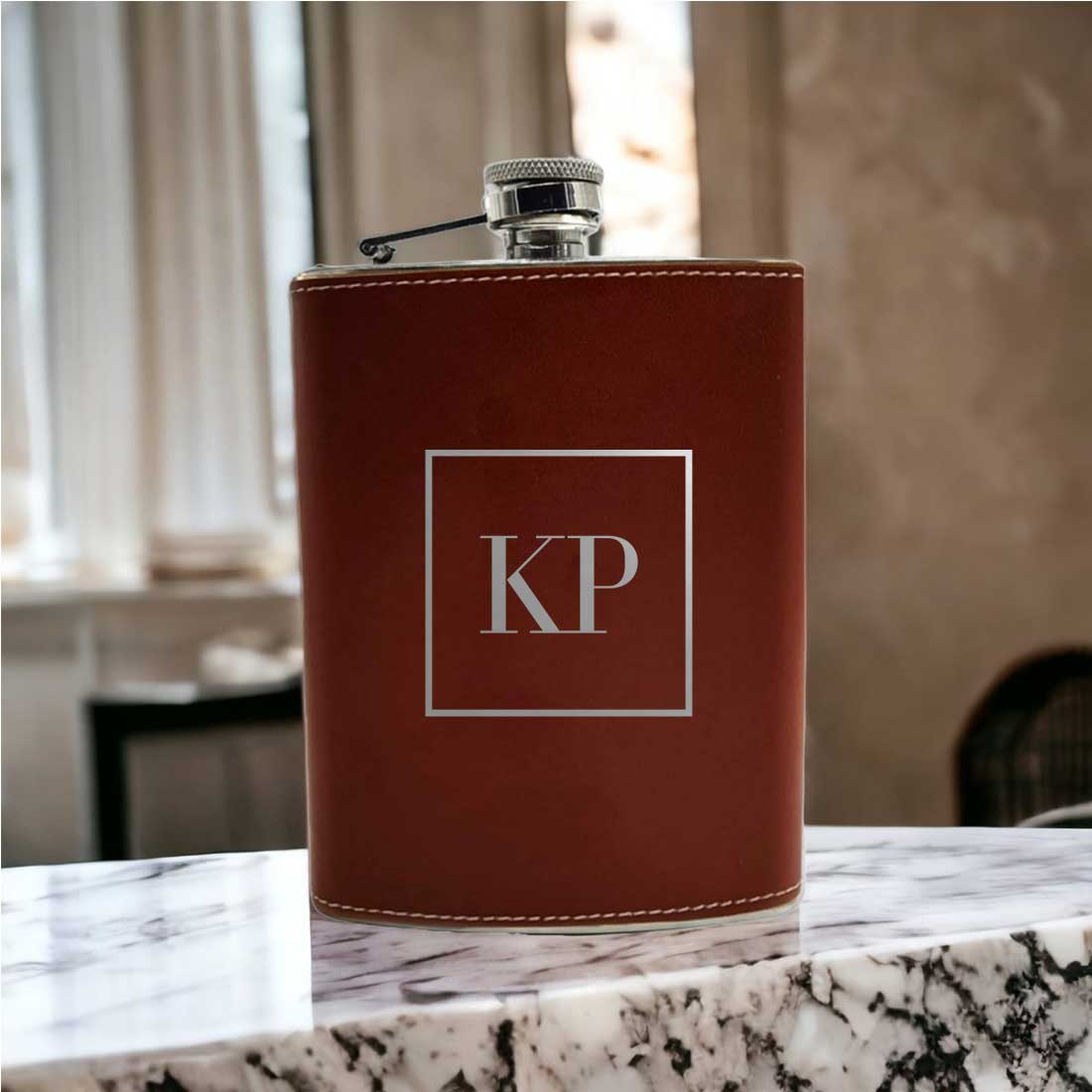 Brown Personalized PU Leather Hip Flask Stylist Alcohol Flasks For Men