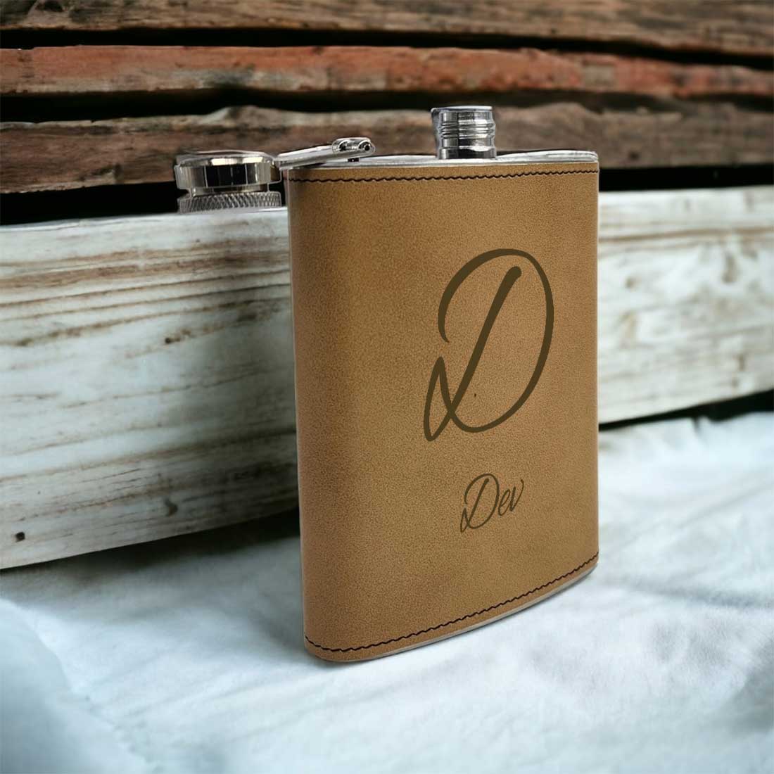 Personalized PU Leather Whiskey Flask With Funnel Engraved Hip Flasks For Men