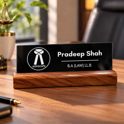 PERSONALIZED_DESKNAMEPLATE_FOR_LAWYERS