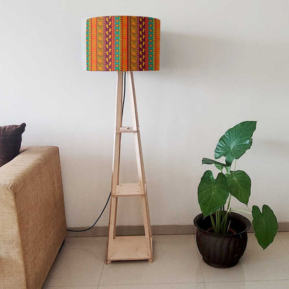 Standing Tripod Lamp  -   Indian Footprint Nutcase