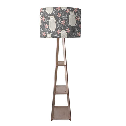 Standing Wooden Tripod Light  -   Bear and Flower Nutcase
