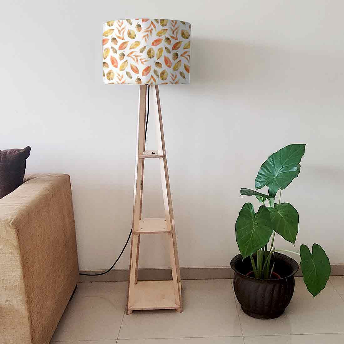 Small Wooden Floor Lamp  -   Green Leaf Nutcase