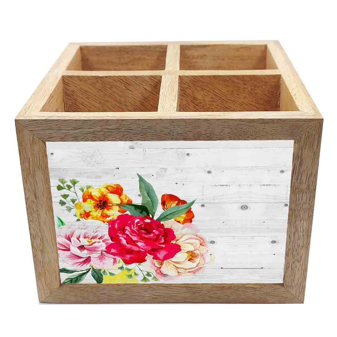 Natural Wooden Cutlery Holder -  Vintage Flower Nutcase