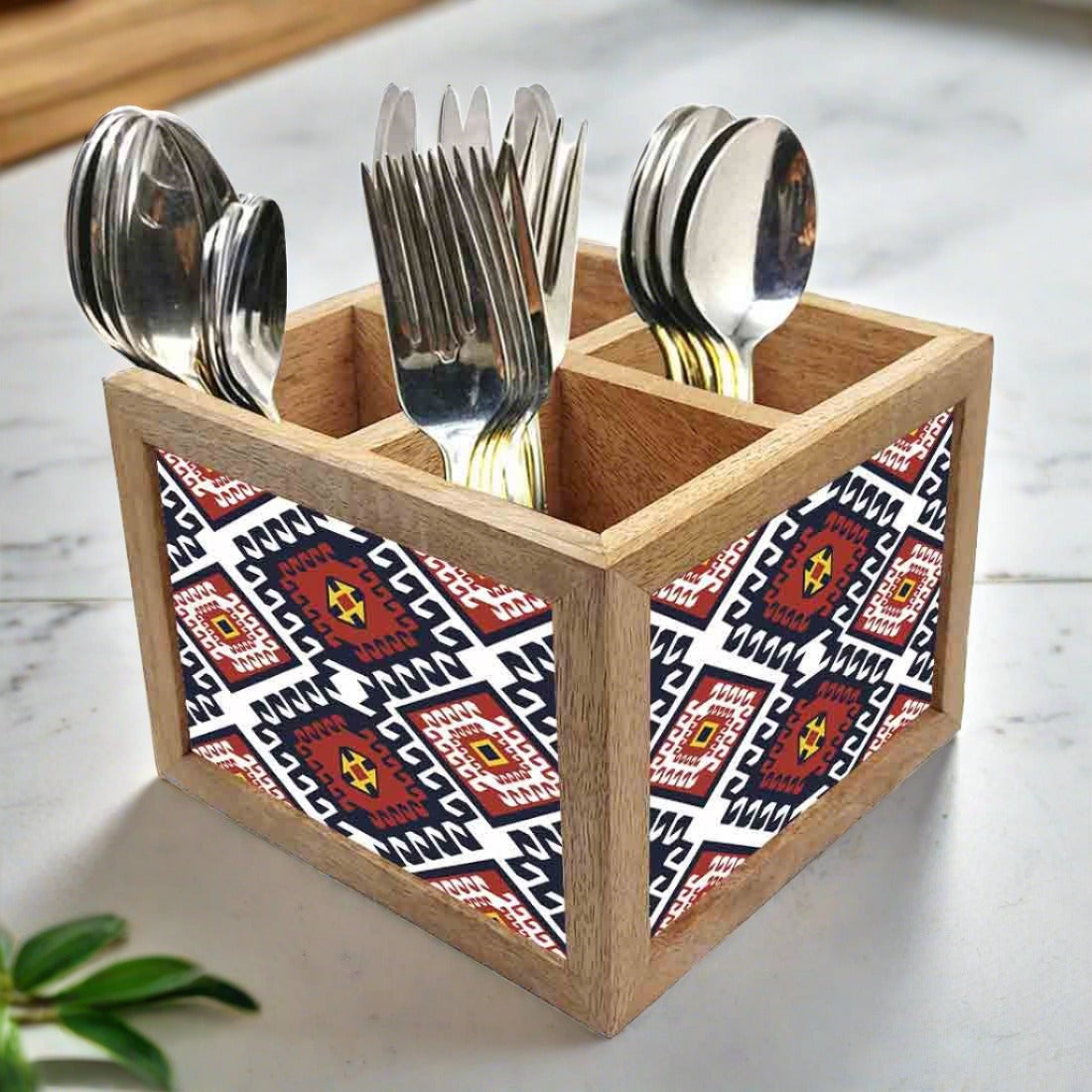 Natural Wooden Cutlery Holder -  Diamond Pattern Nutcase