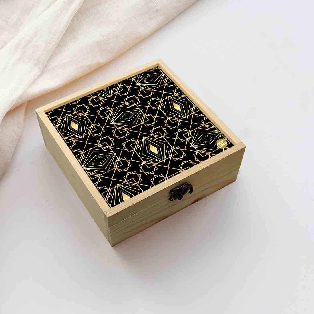 Jewellery Box Wooden Jewelry Organizer -  Retro Pattern Nutcase