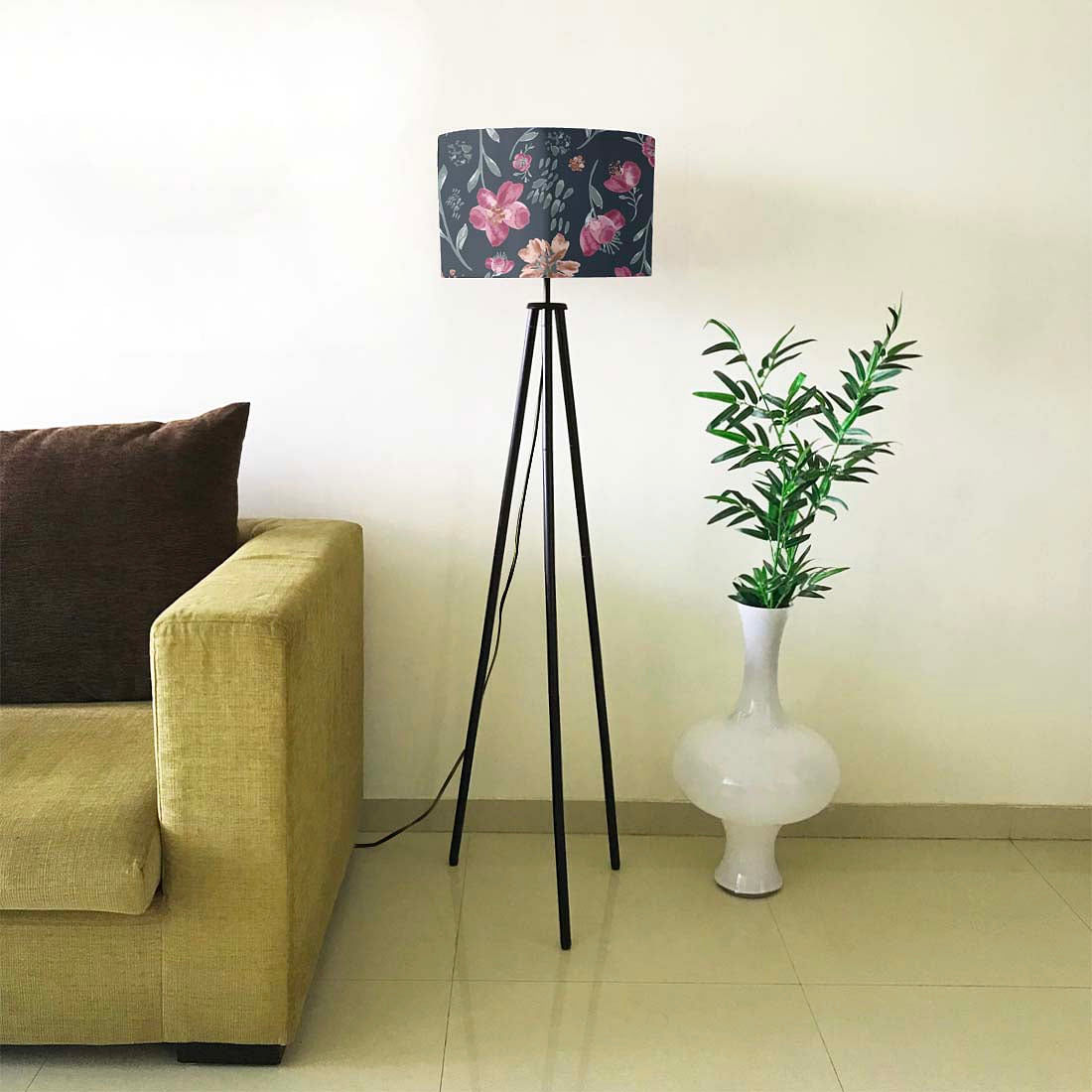 Tripod Standing Floor Lamp -Night Flowers Nutcase