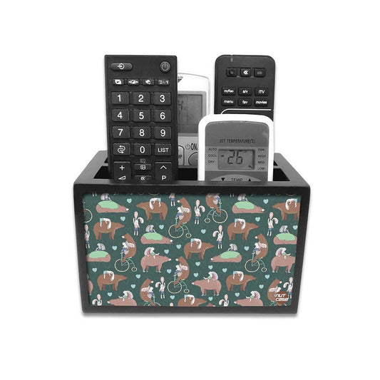 Cute Small Remote Control Holder - BEARS AND WOODS Nutcase