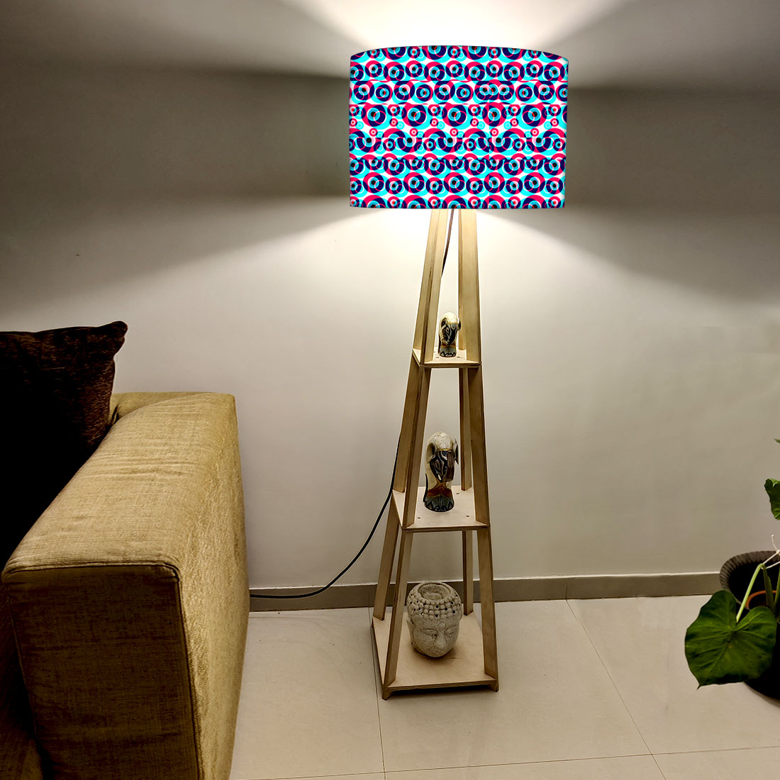 Floor lamp with clearance shelves