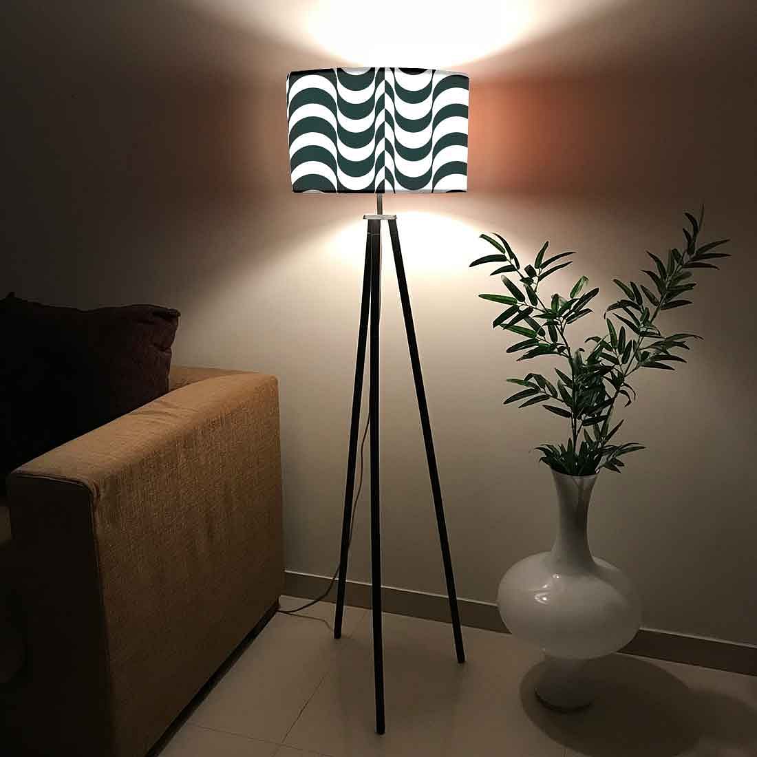 Metal Standing Lamp Light for Living Room Nutcase