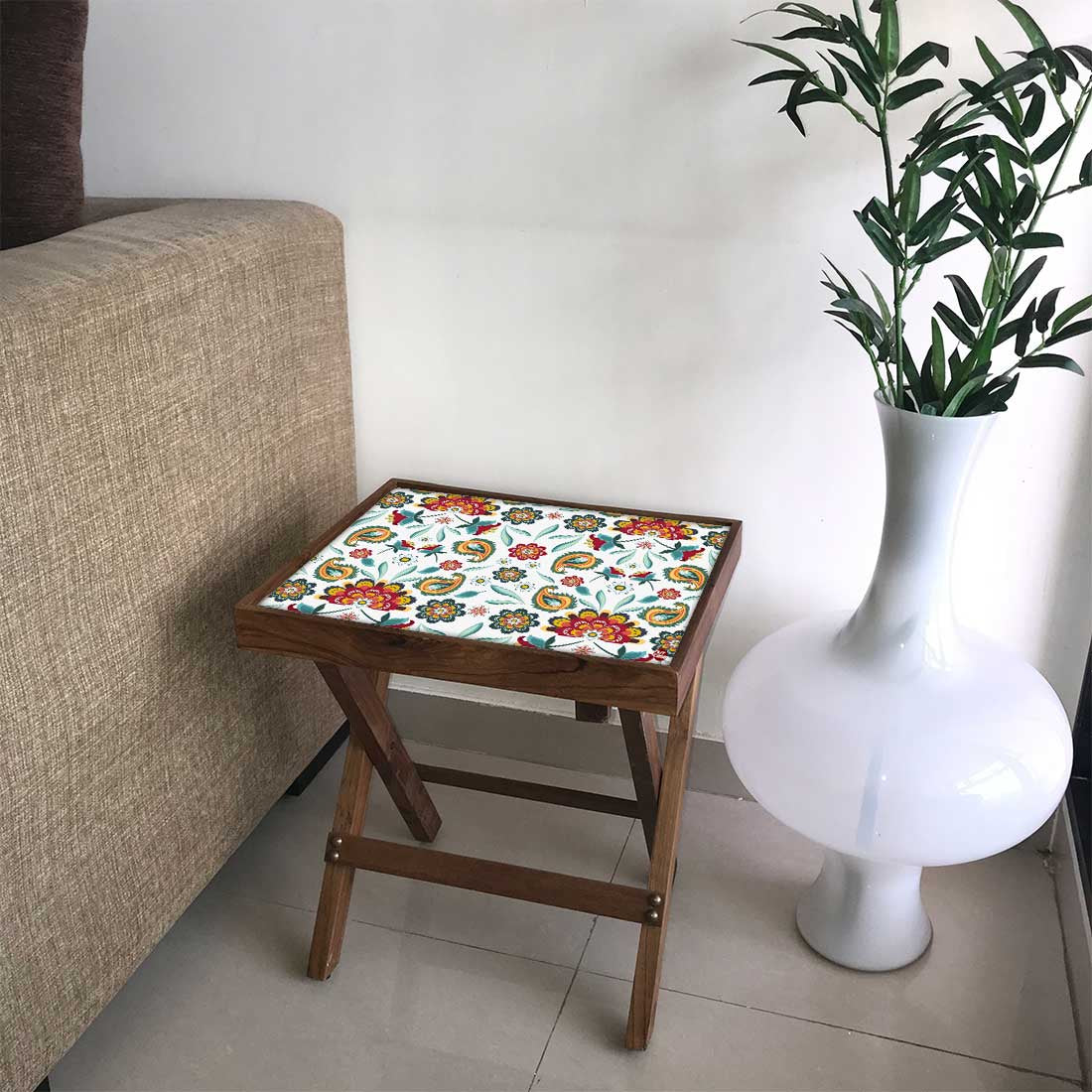 Folding Side Table - Teak Wood - Beautiful Tropical Design