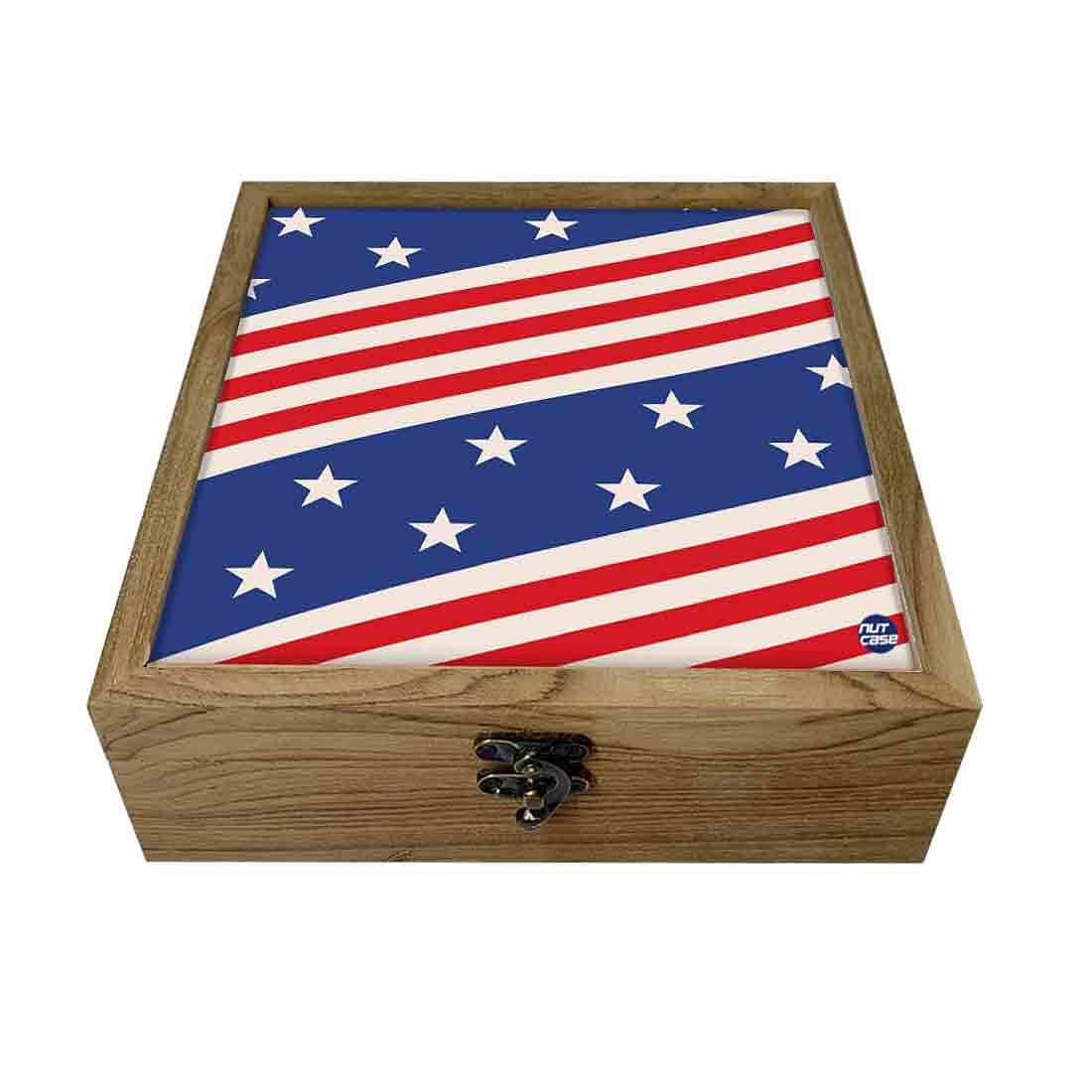 Hip Flask Gift Box -Flag Design Nutcase