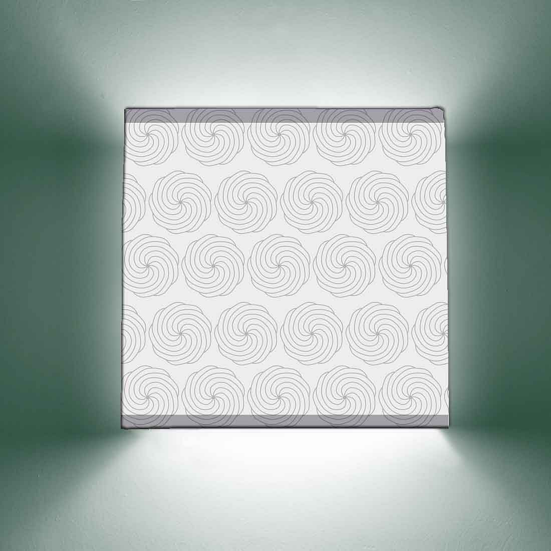 Fancy Square Wall Lamp  -  Round Design Nutcase
